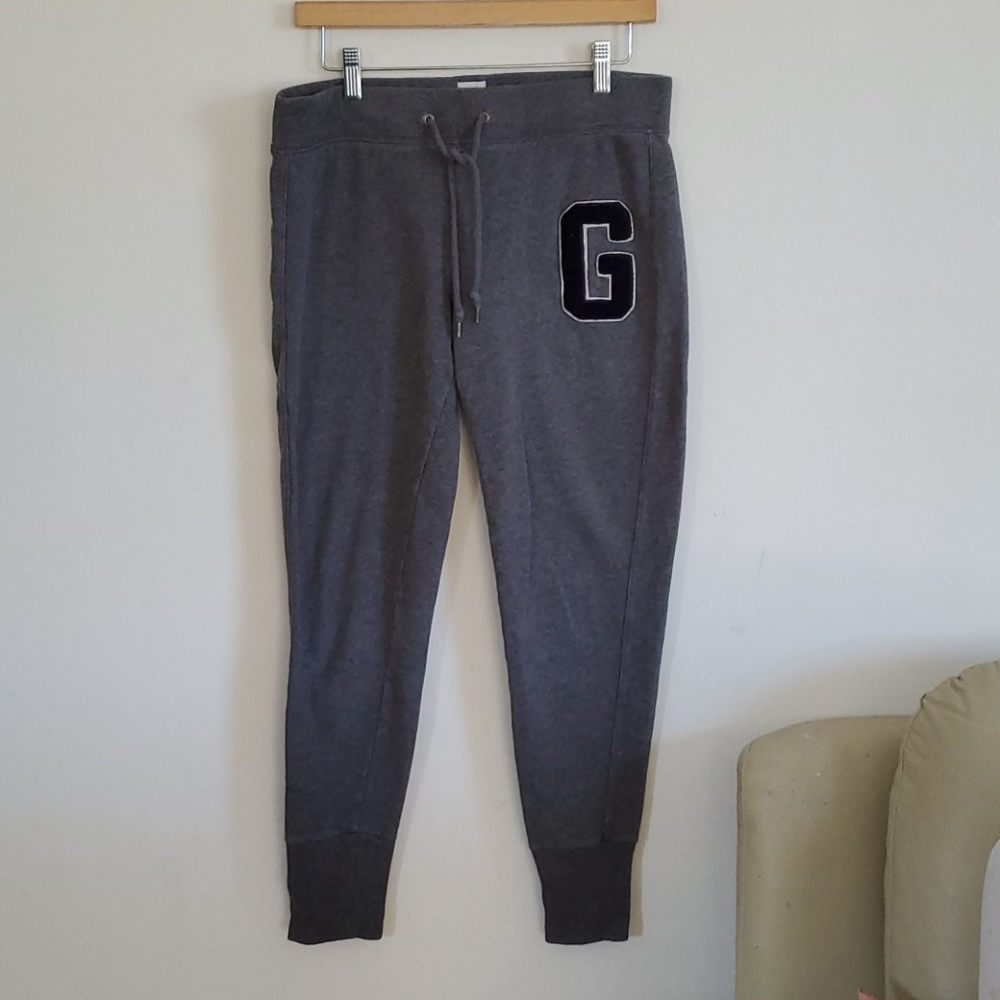 Comfy GAP Dark Grey Sweats